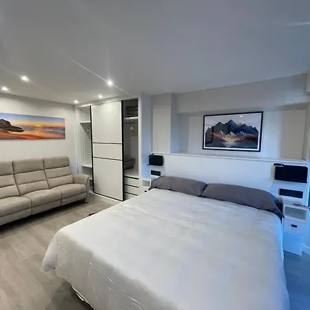 Orzan דירה א-קורוניה